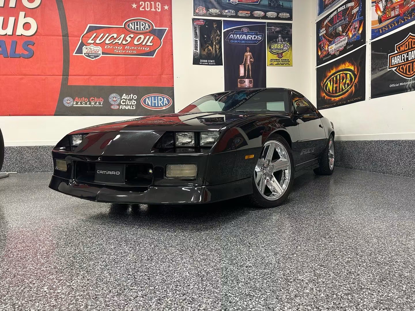 Black Camaro detailed in the studio